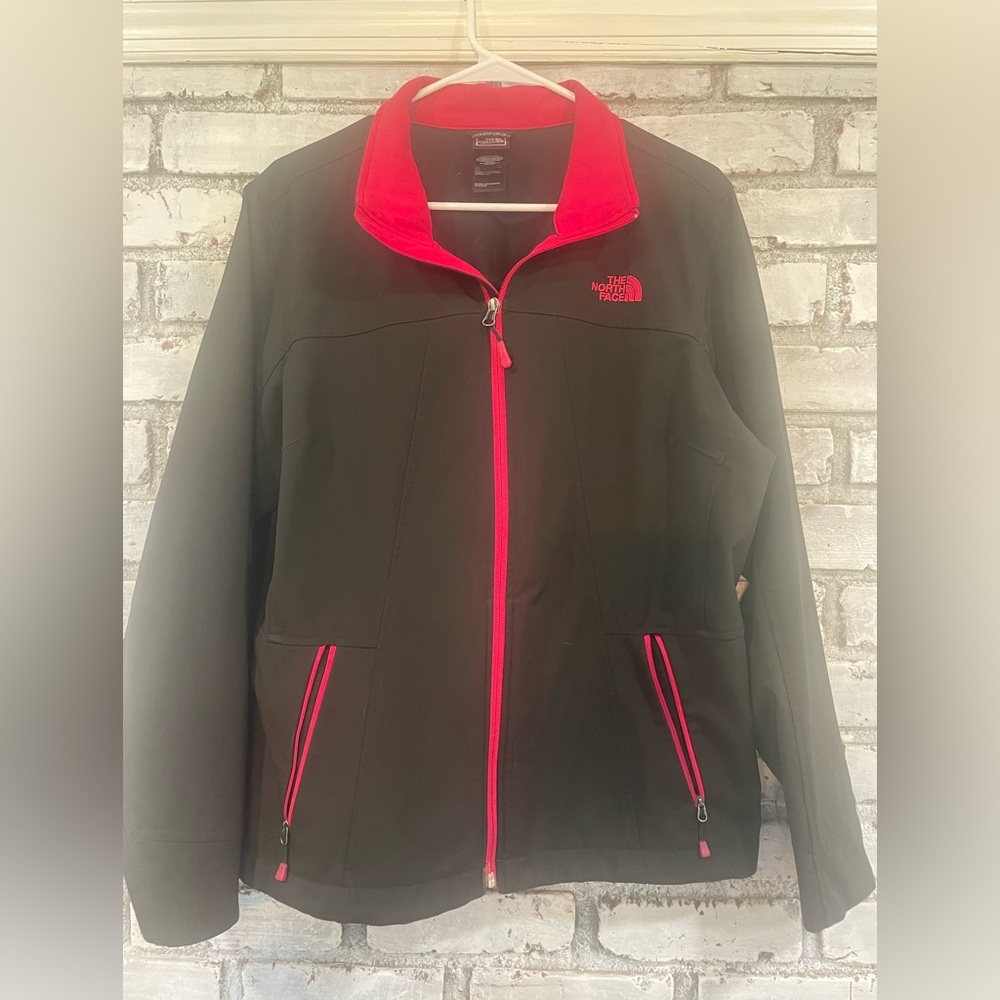 The North face, black jacket size X-Large, used in great condition